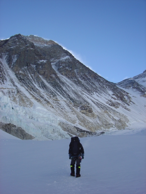 エベレスト登山】「神々の山嶺」エベレスト南西壁冬季無酸素単独は